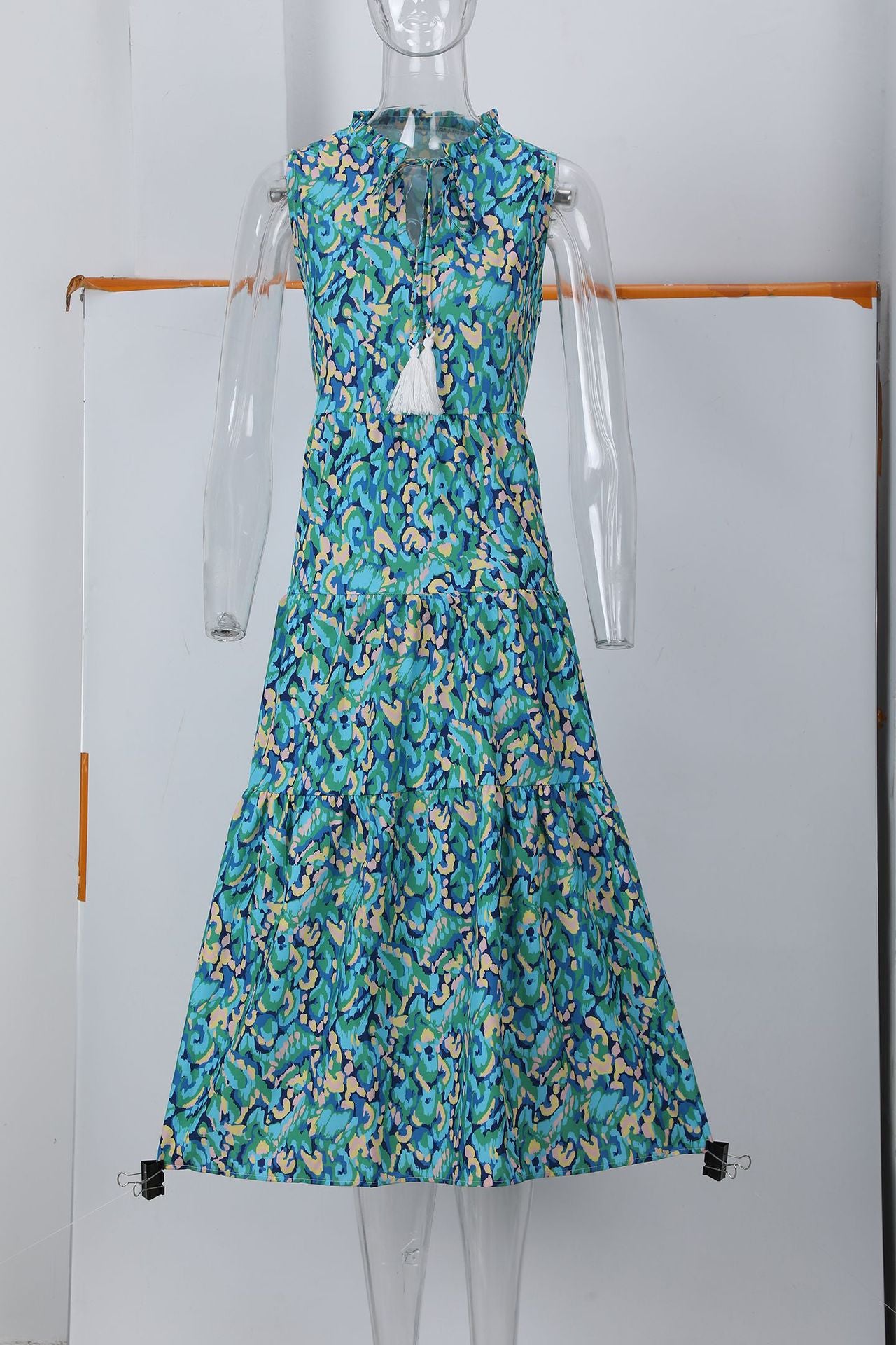 robe imprimée sans manches à col en V