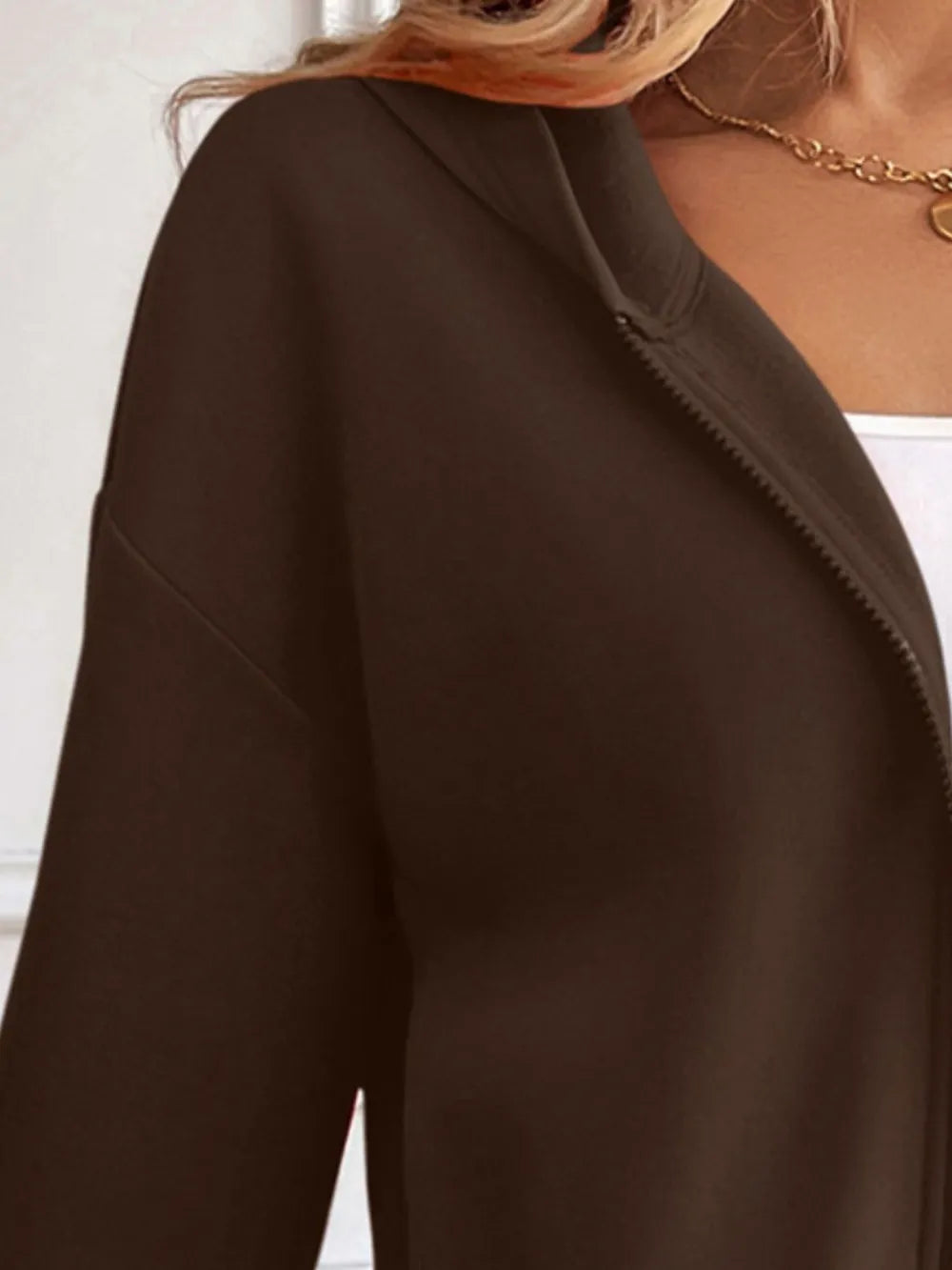 Zipped hoodie with dropped shoulders