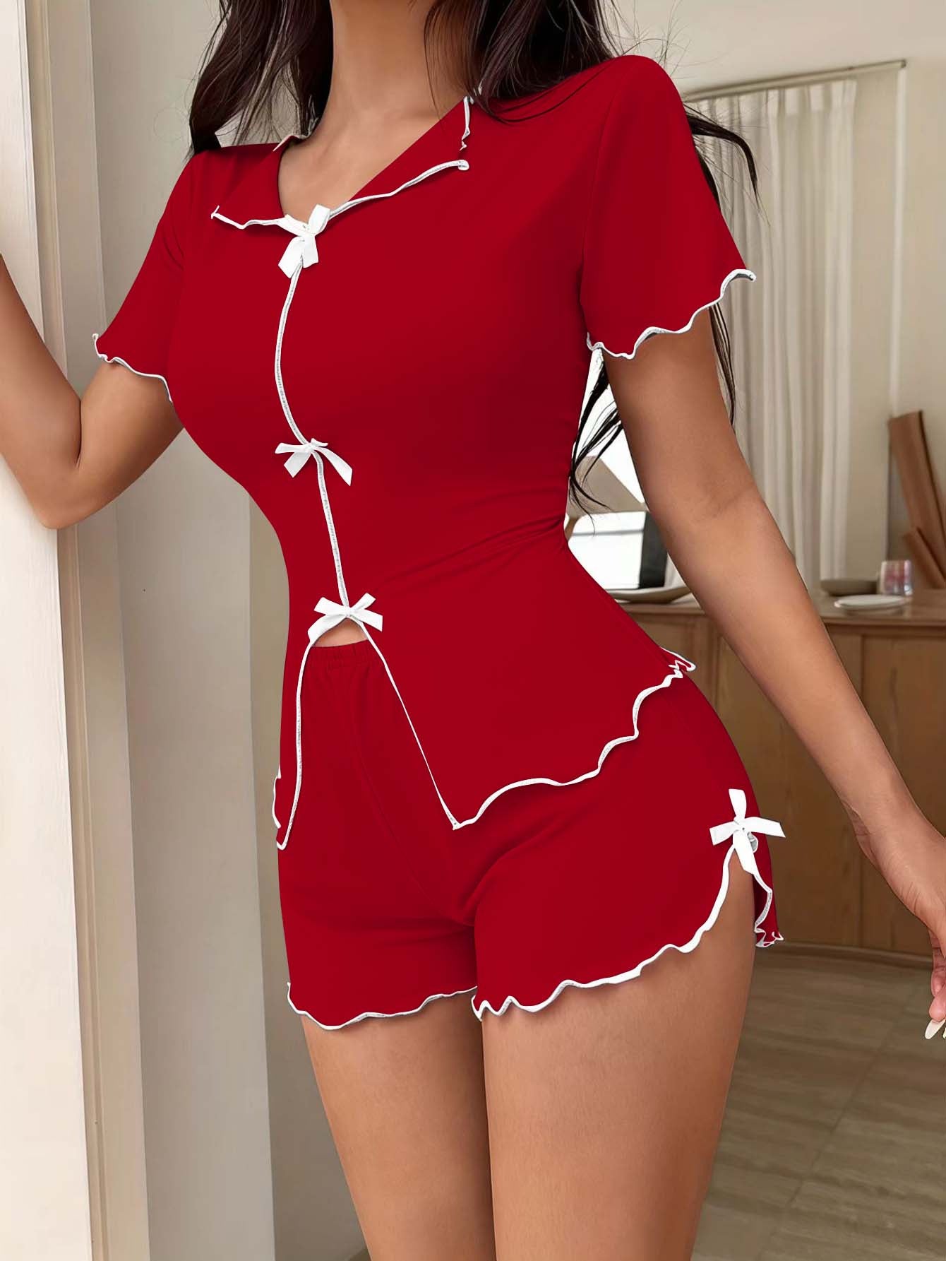 Ensemble de pyjama d'été pour femme avec nœud, short et manches courtes extensibles et sexy.