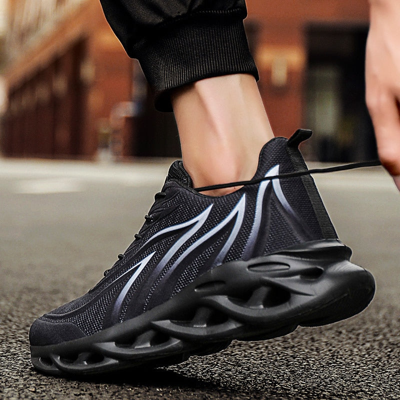 Men's flame-print sneakers – Breathable mesh sports shoes, comfortable for running and outdoor activities