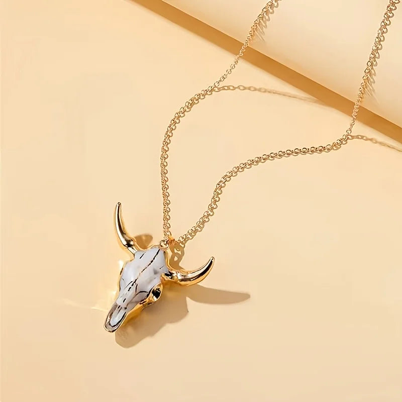 Collier pour homme avec pendentif tête de taureau